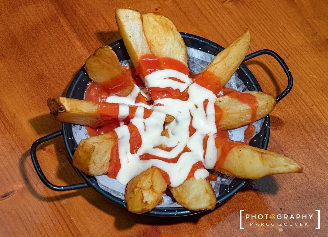 NUESTRA VERSIÓN DE LAS PATATAS BRAVAS en 