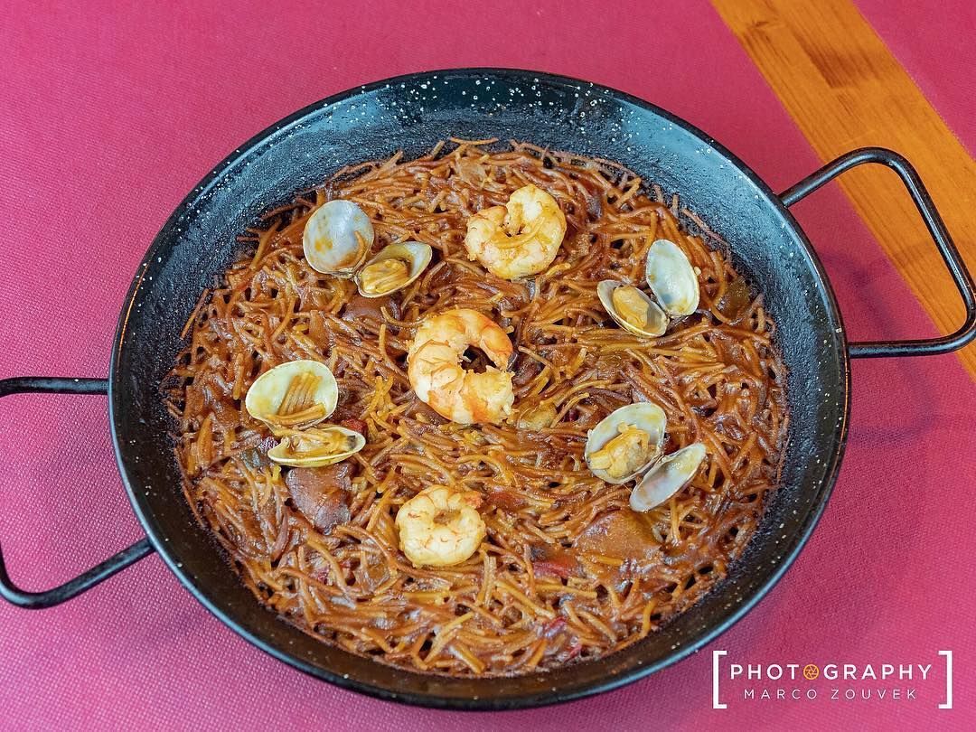Fideúa de marisco en 