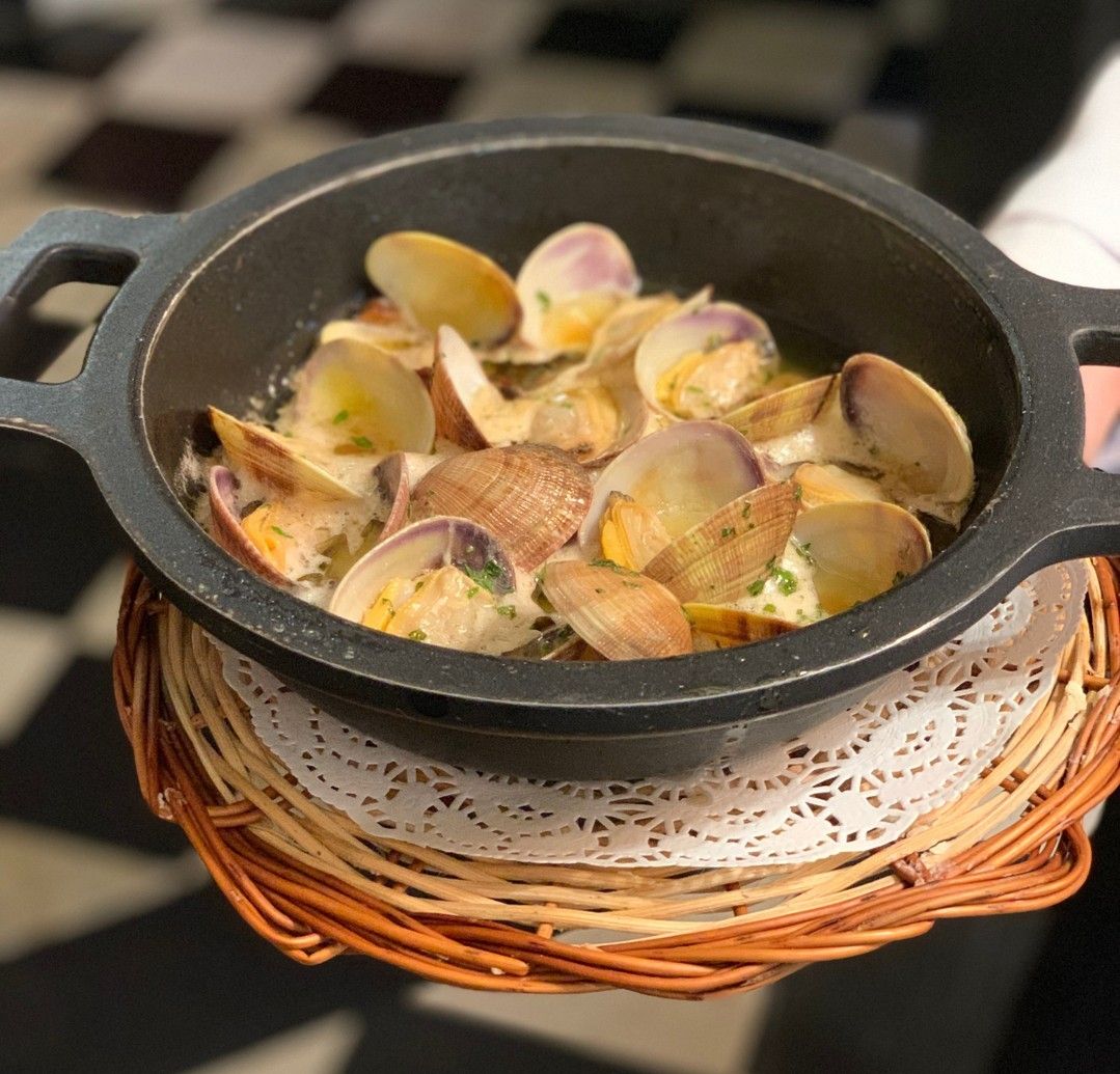 Almejas al estilo de Guetaria en 