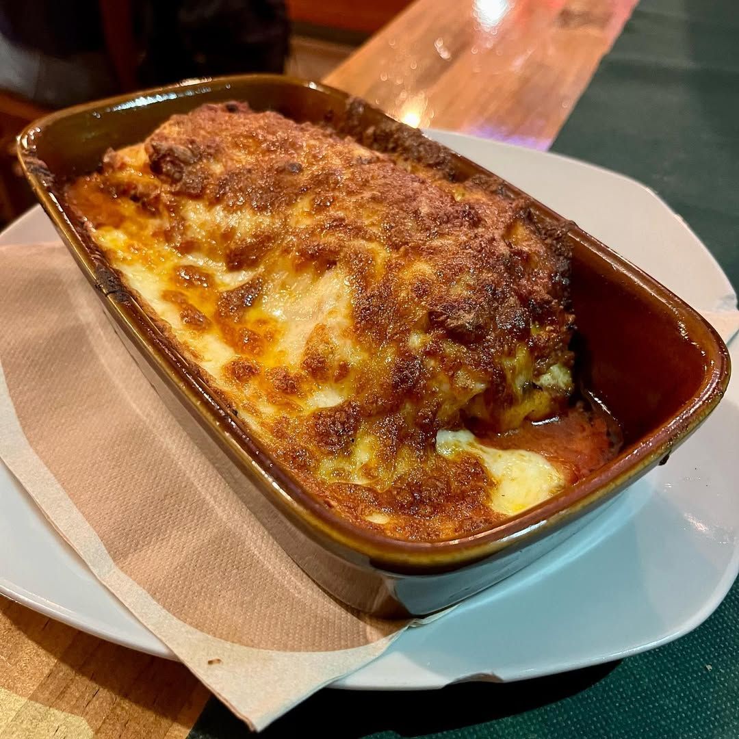 Lasaña clásica de ternera (100 %) tomate y bechamel. en 