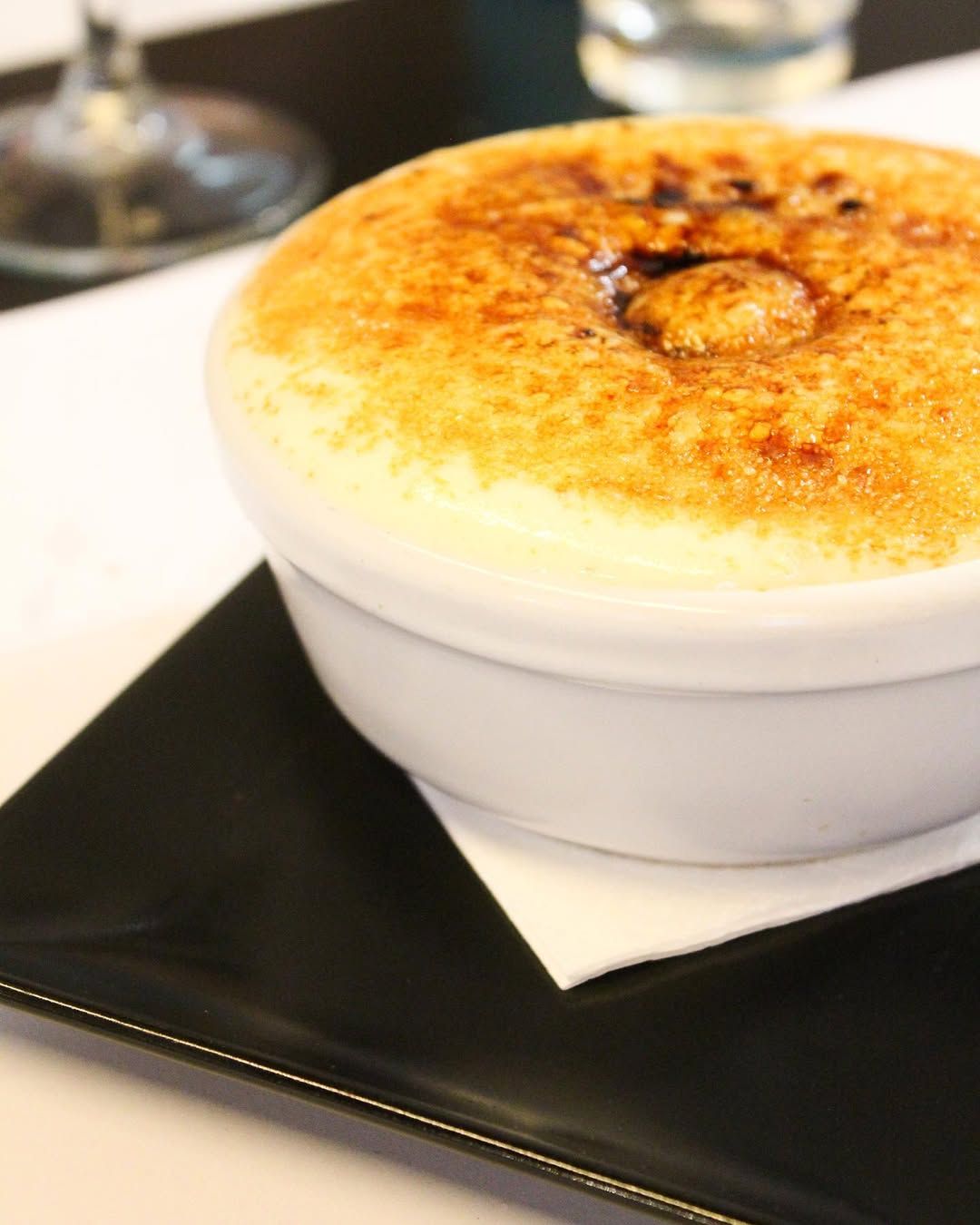 Espuma de crema catalana con bizcochitos en 
