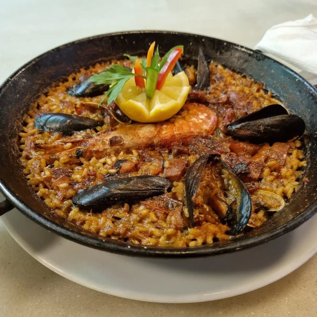 Paella marinera en 
